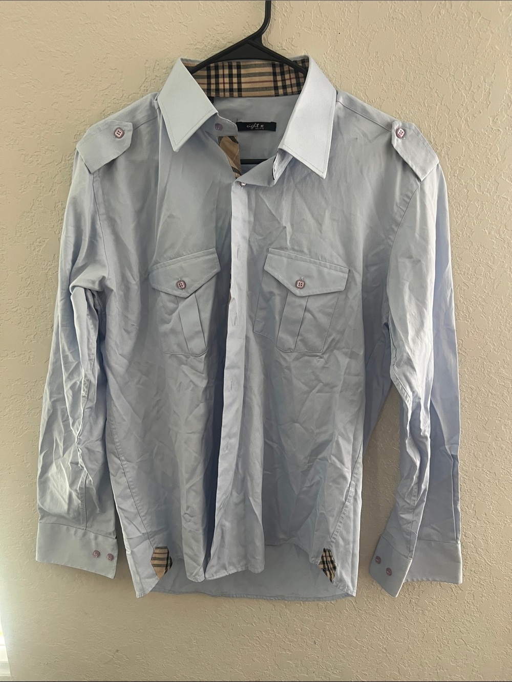 Men's Light Blue Button-Down Casual Shirt with Plaid Accents